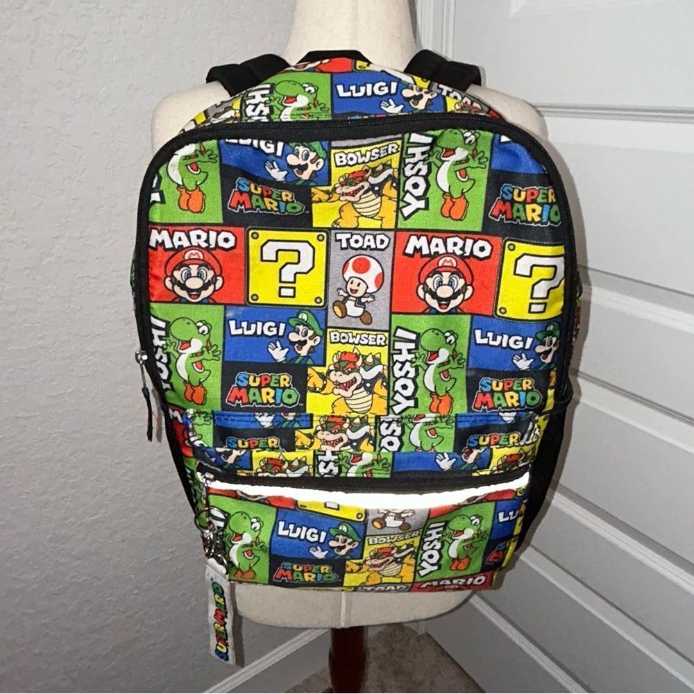 Super Mario Bros and Friends Zipper Closure Backpack